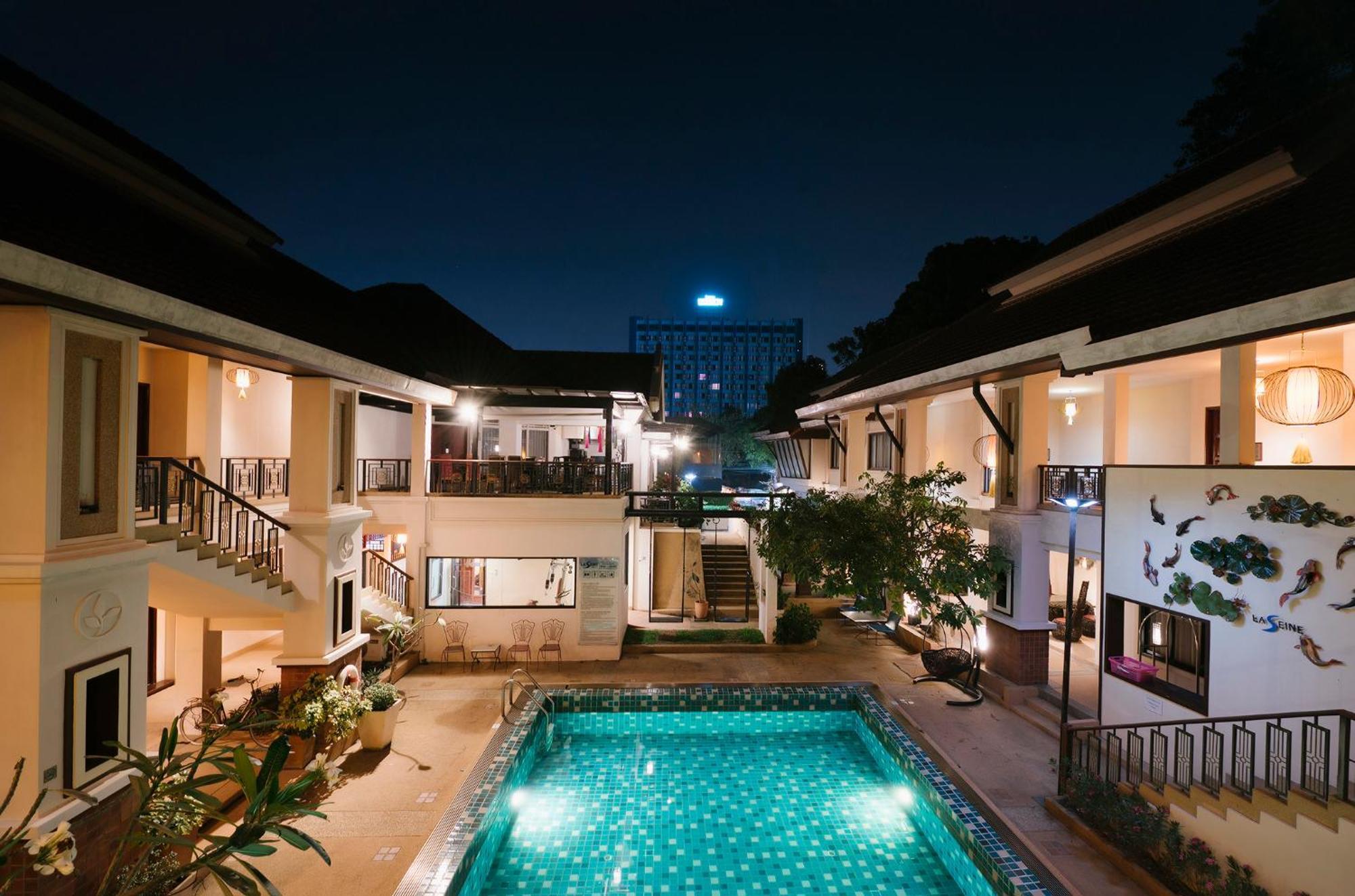 La Seine City Resort, 清邁 外观 照片
