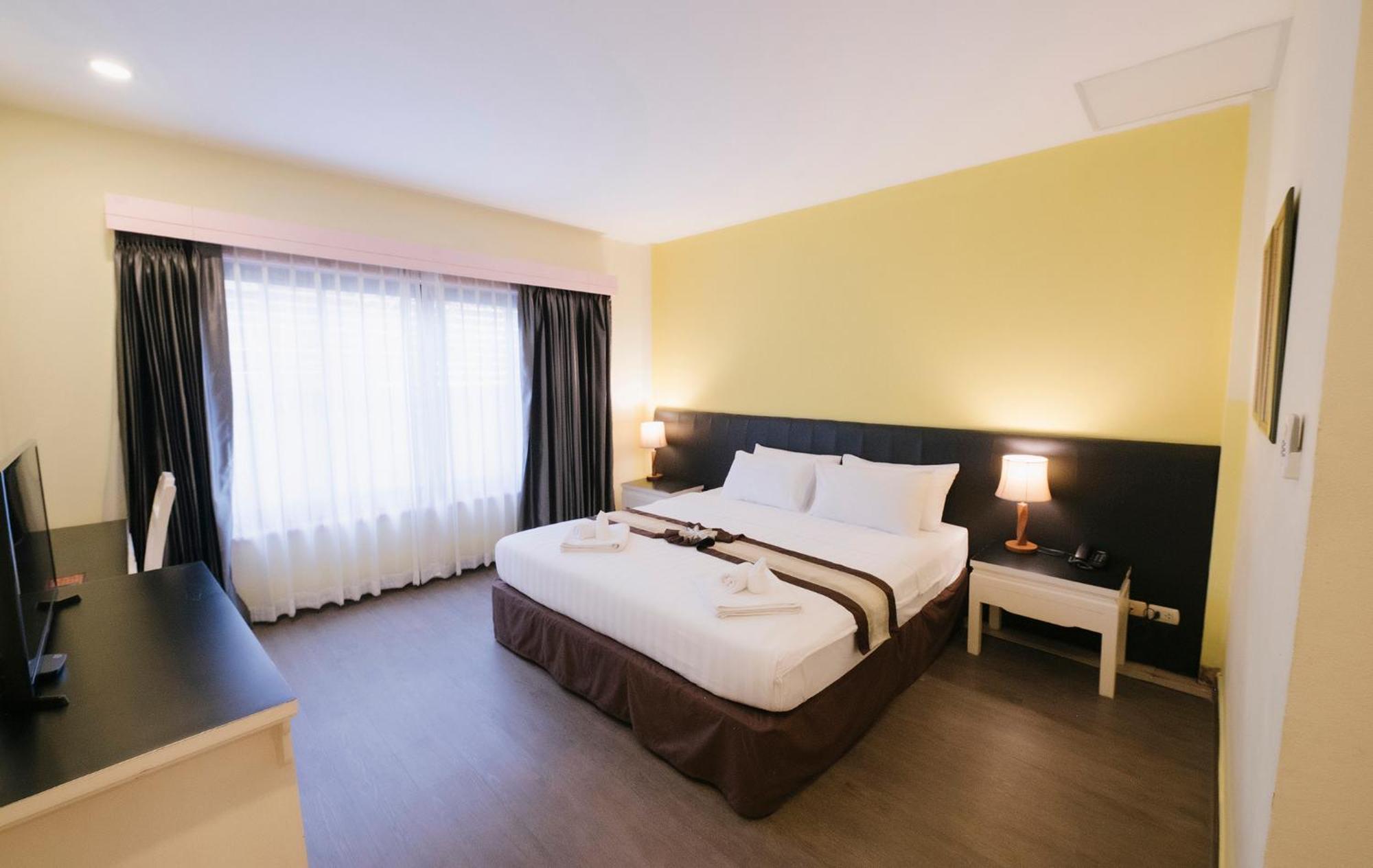 La Seine City Resort, 清邁 外观 照片