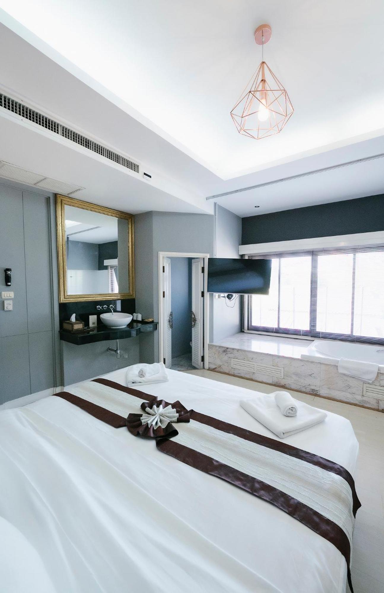La Seine City Resort, 清邁 外观 照片
